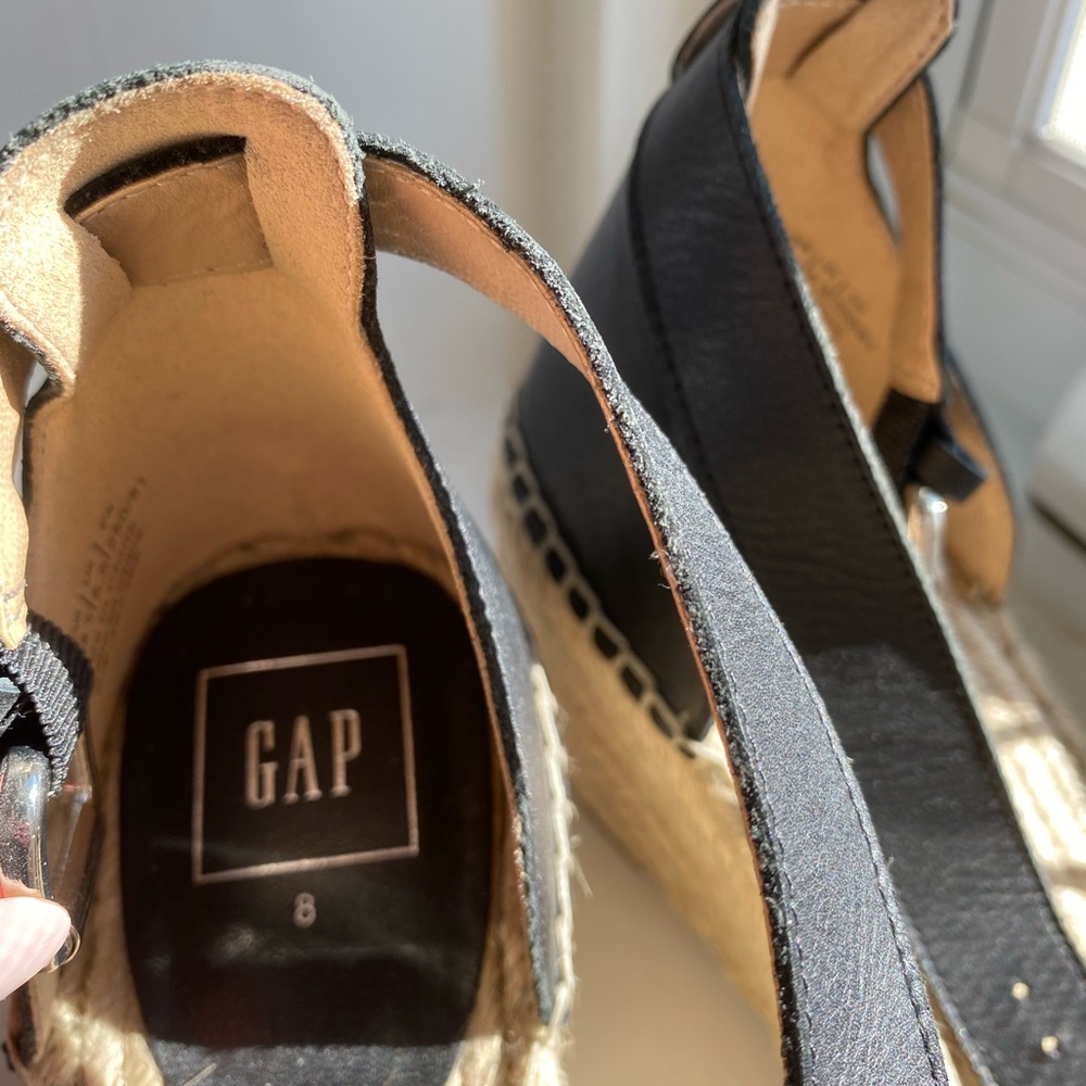 GAP crossover strap Black espadrilles 👠 - Picture 5 of 7